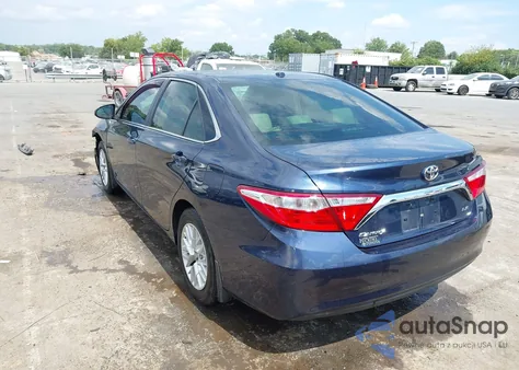 2017 Toyota Camry Le z USA, uszkodzony, nr VIN 4T1BF1FK0HU714636
